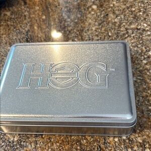 HOG Silver Metal Tin with extras.